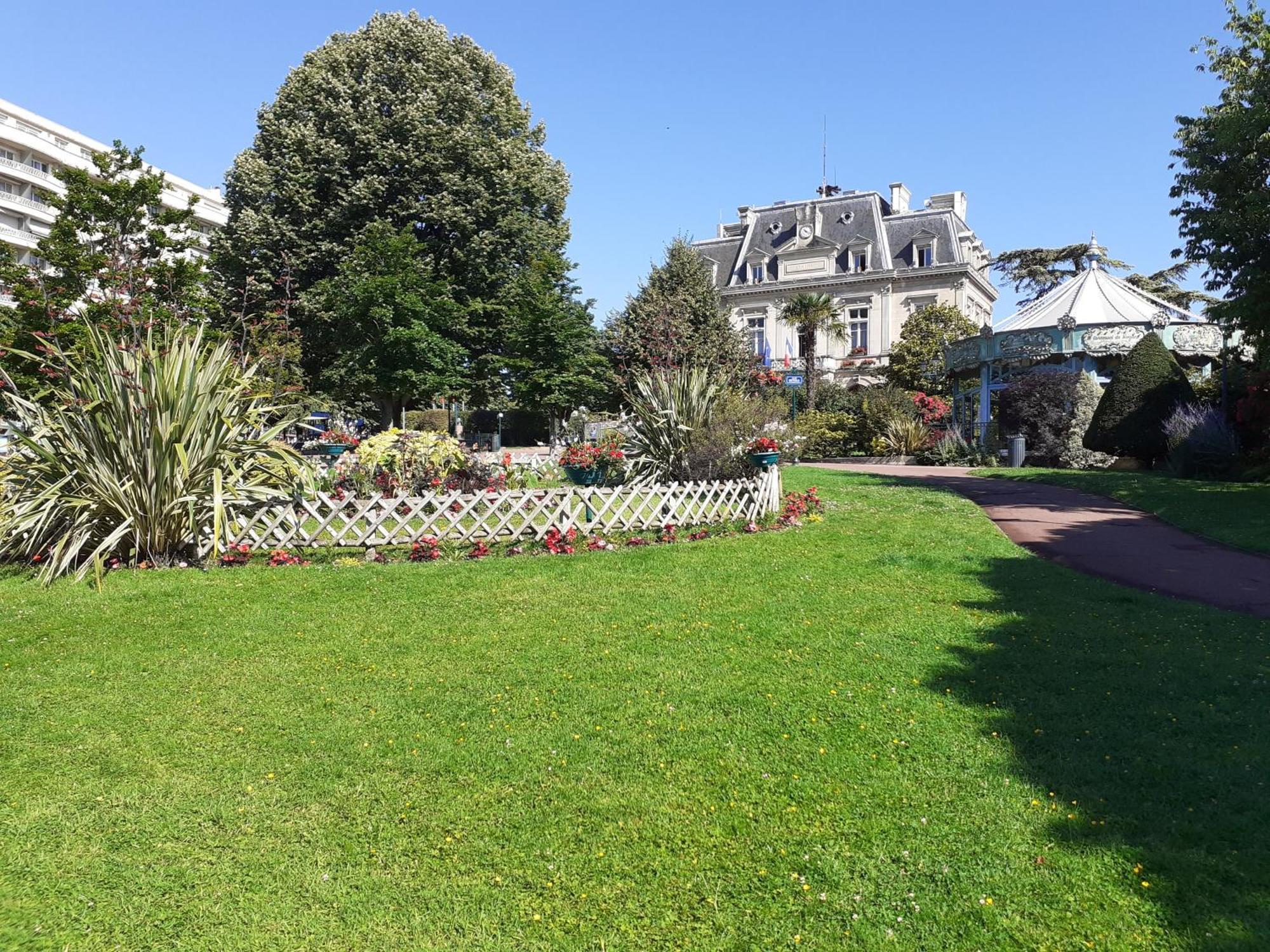 Maison Individuelle Avec Terrasse Nogent Sur Marne Esterno foto